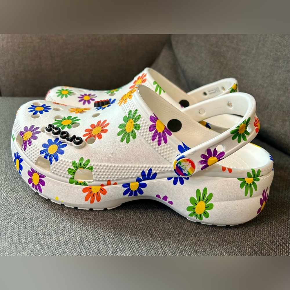 Women’s Size 8 CROCS - Pride Edition - flowers